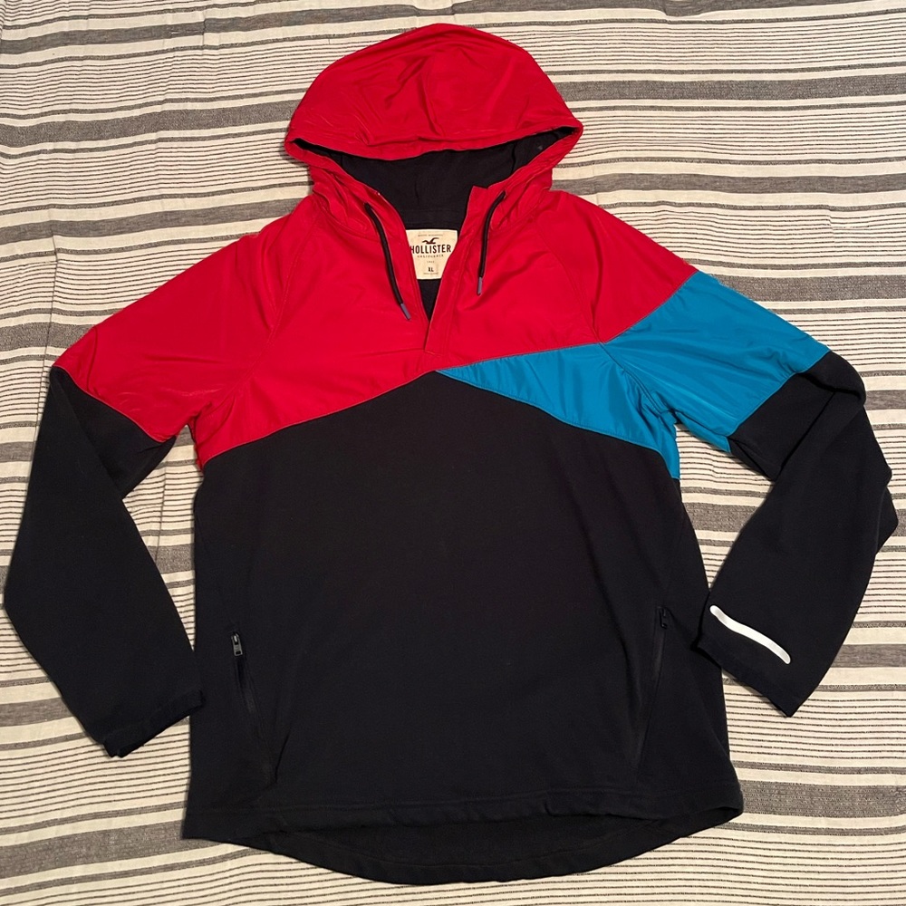 ⚡️Retro Inspired Hollister Pull-Over⚡️